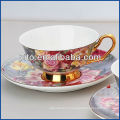 Conjunto de chá de porcelana com design elegante